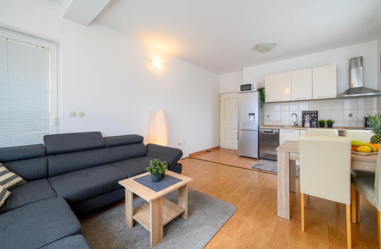 Apartment Malibu Zaboric Exteriör bild