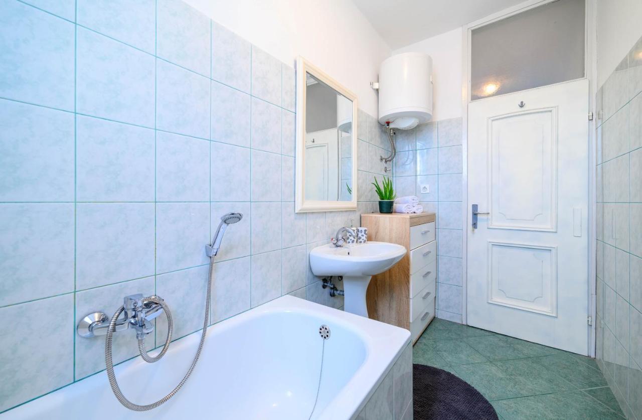 Apartment Malibu Zaboric Exteriör bild