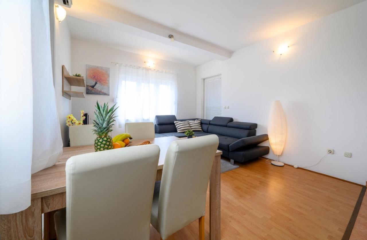 Apartment Malibu Zaboric Exteriör bild