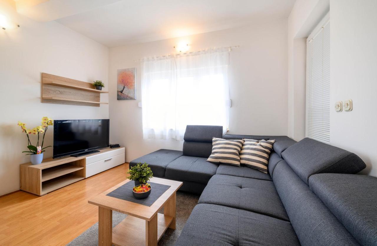 Apartment Malibu Zaboric Exteriör bild